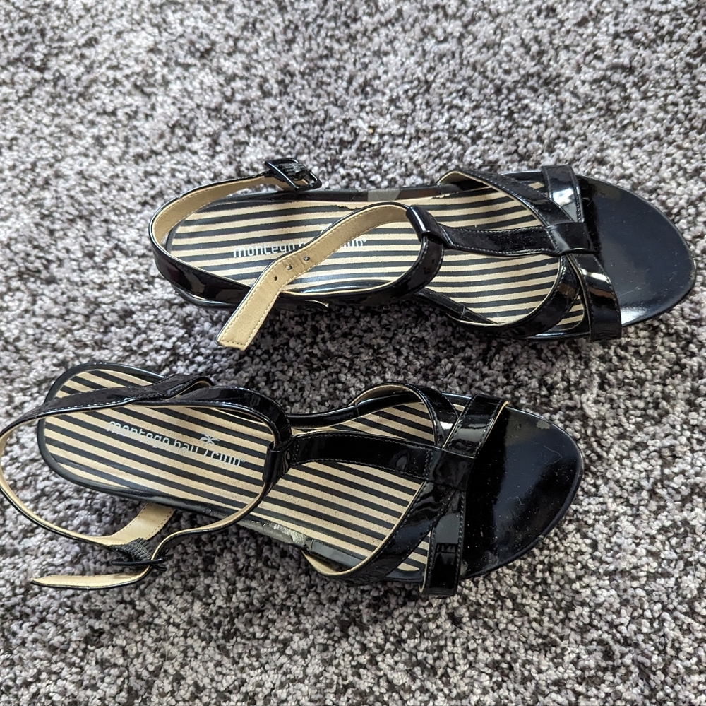 Black Dress Sandals!